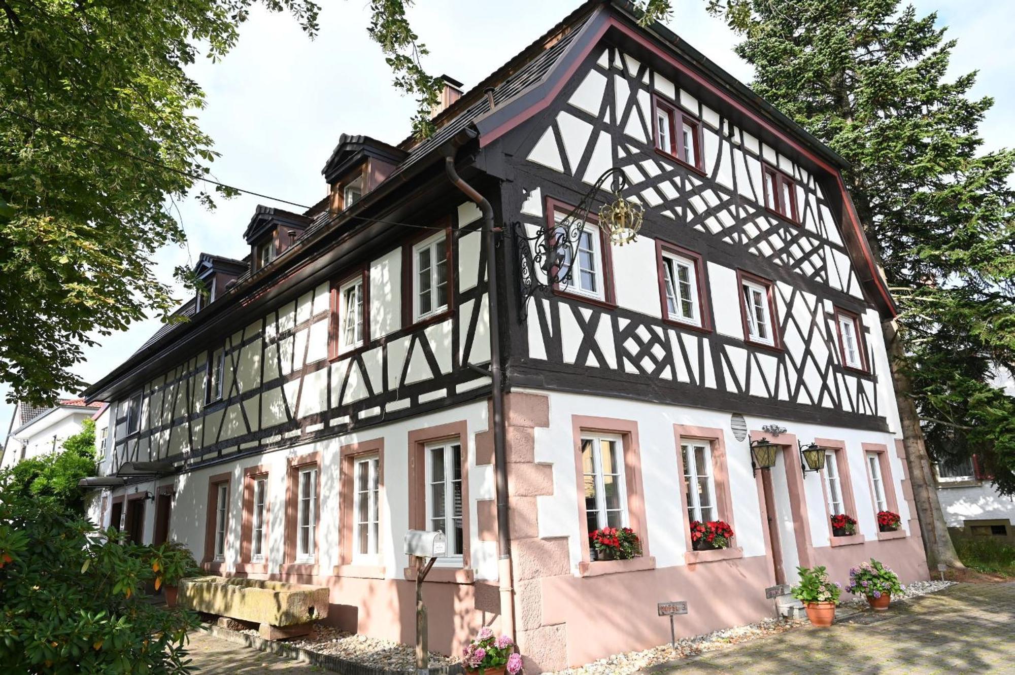 Boutique-Hotel Krone Denzlingen Eksteriør billede