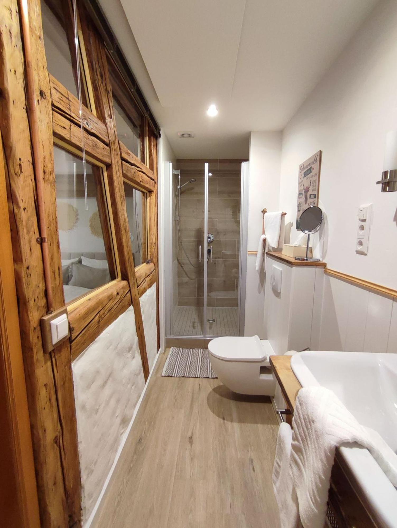 Boutique-Hotel Krone Denzlingen Eksteriør billede