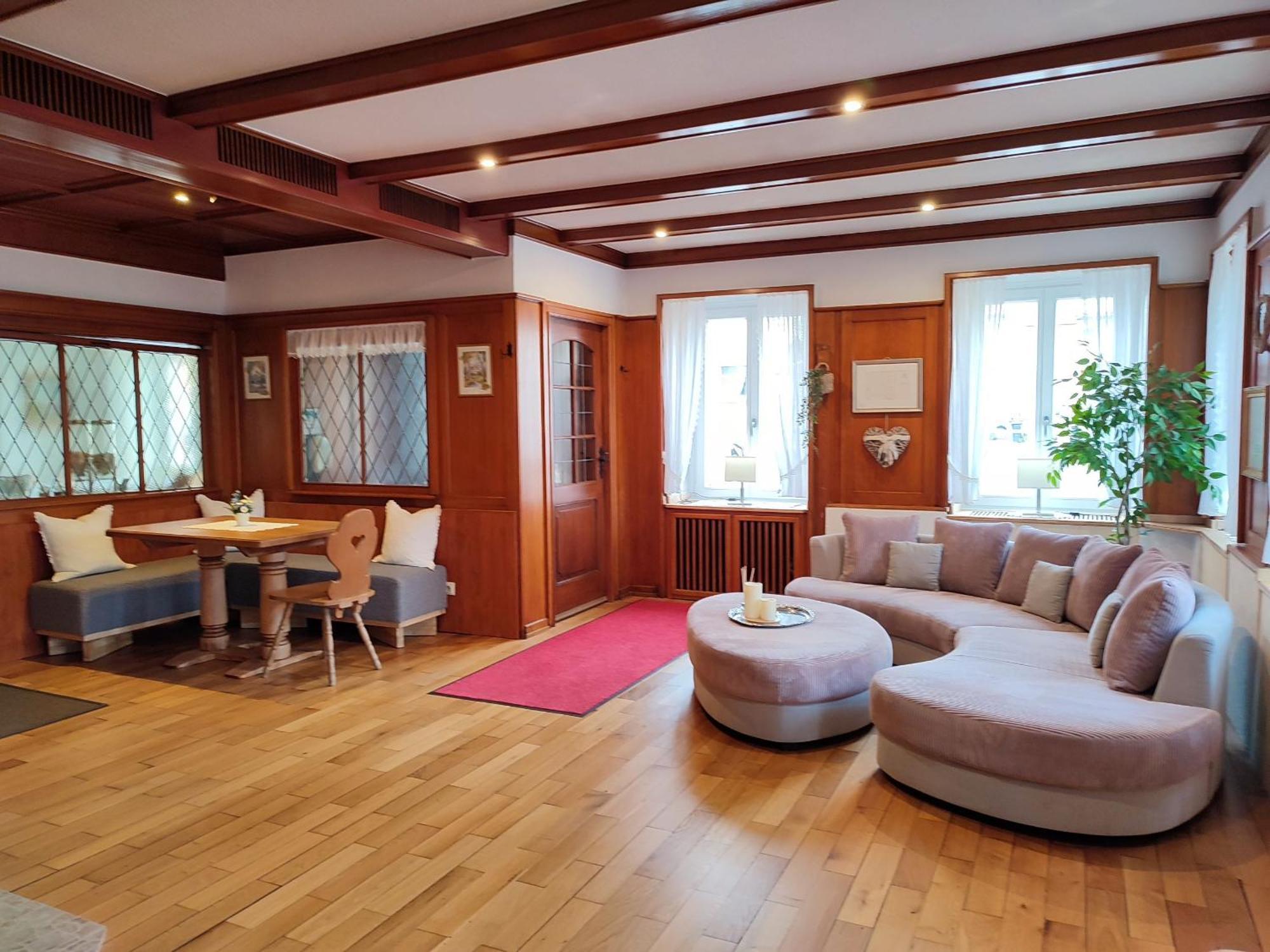 Boutique-Hotel Krone Denzlingen Eksteriør billede